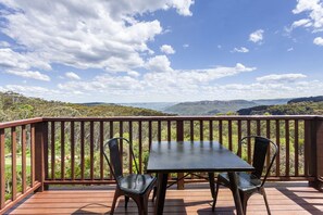 Individually decorated, individually furnished, desk, blackout curtains - Valley of the Waters B&B (Wentworth Falls)