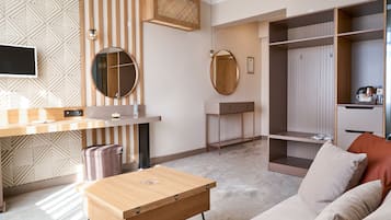 Suite, Sea View | Living area | LCD TV