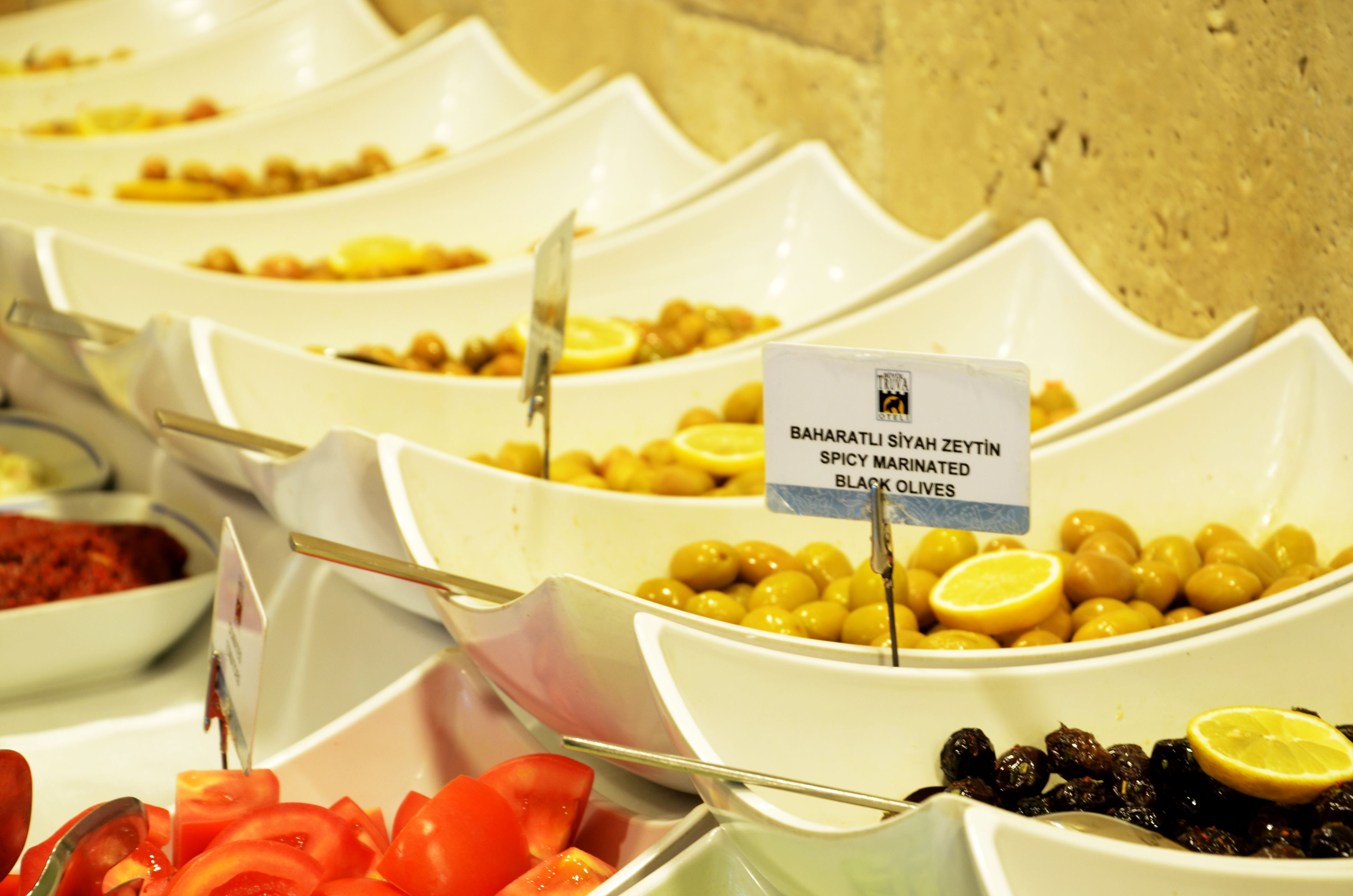 Desayuno buffet diario (TRY 450 por persona)