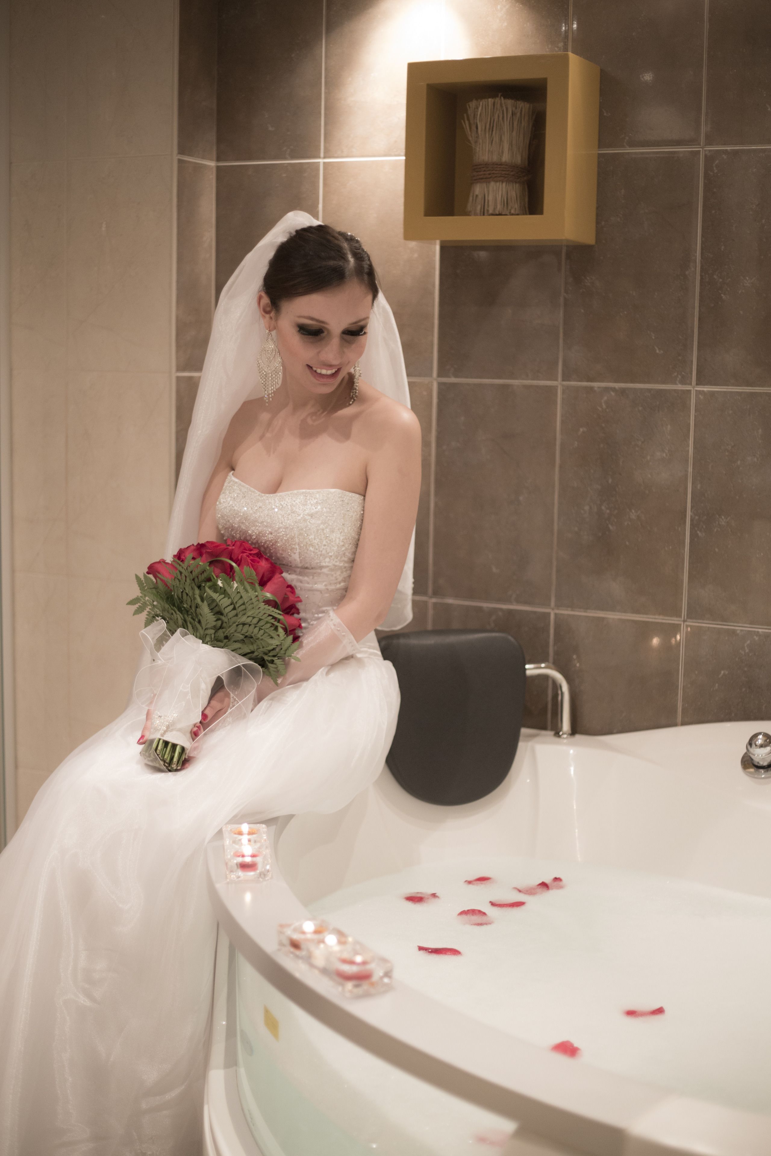 presidential suite | down duvets, minibar, in-room safe, desk