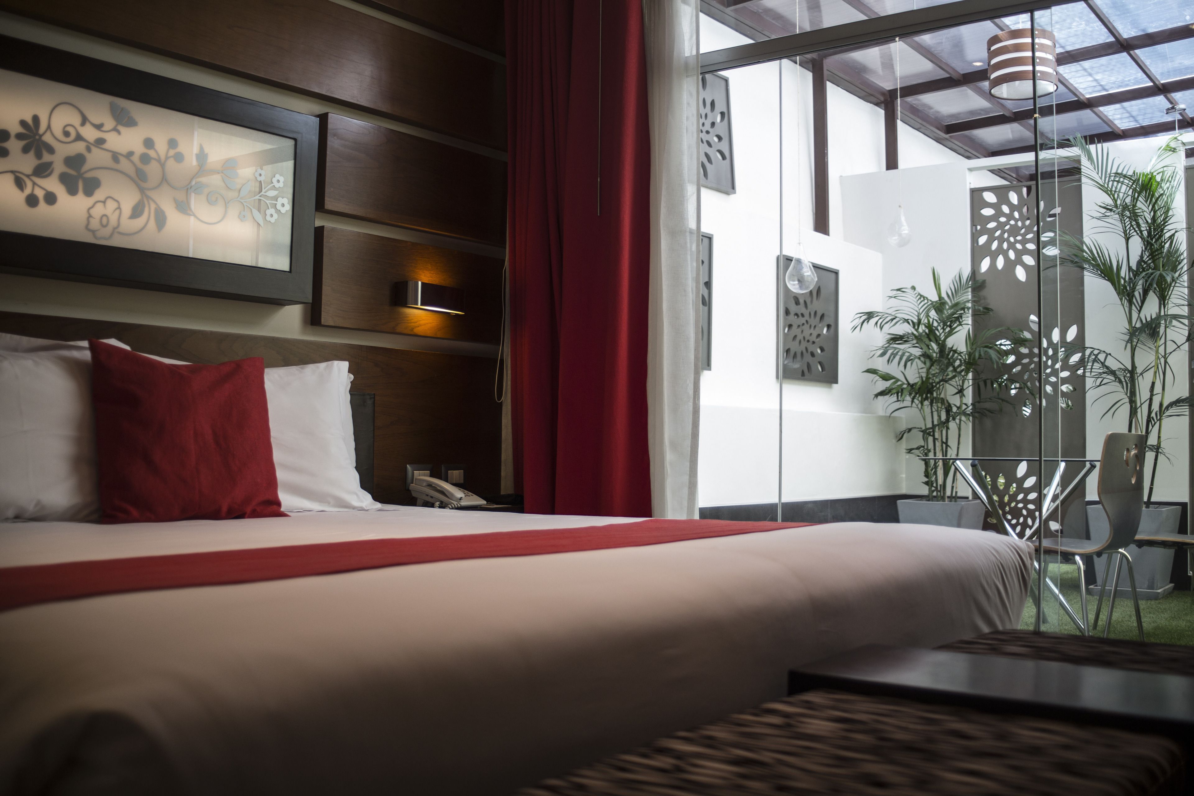 presidential suite | down duvets, minibar, in-room safe, desk