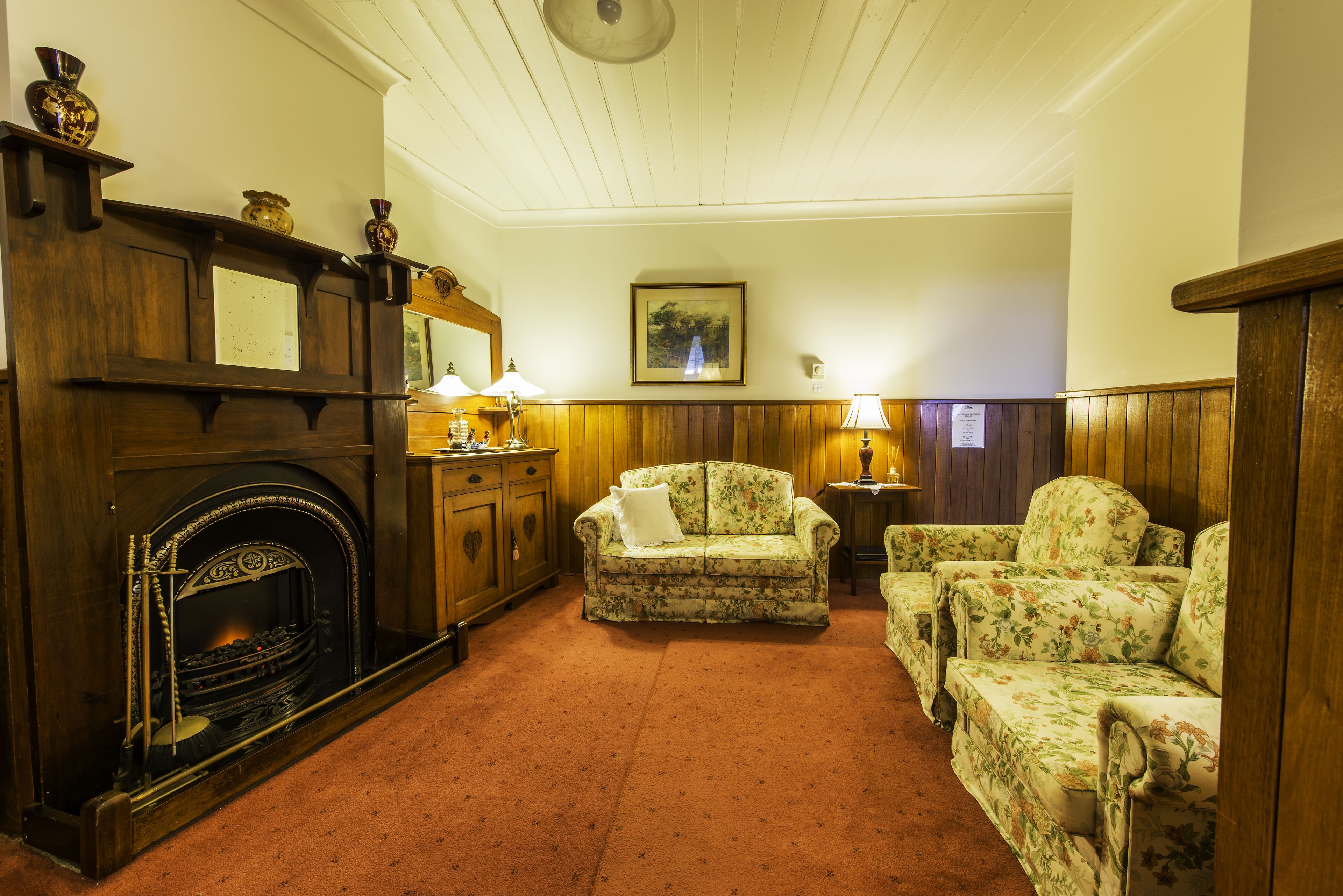 Angel's Aisle Cottages — image 4