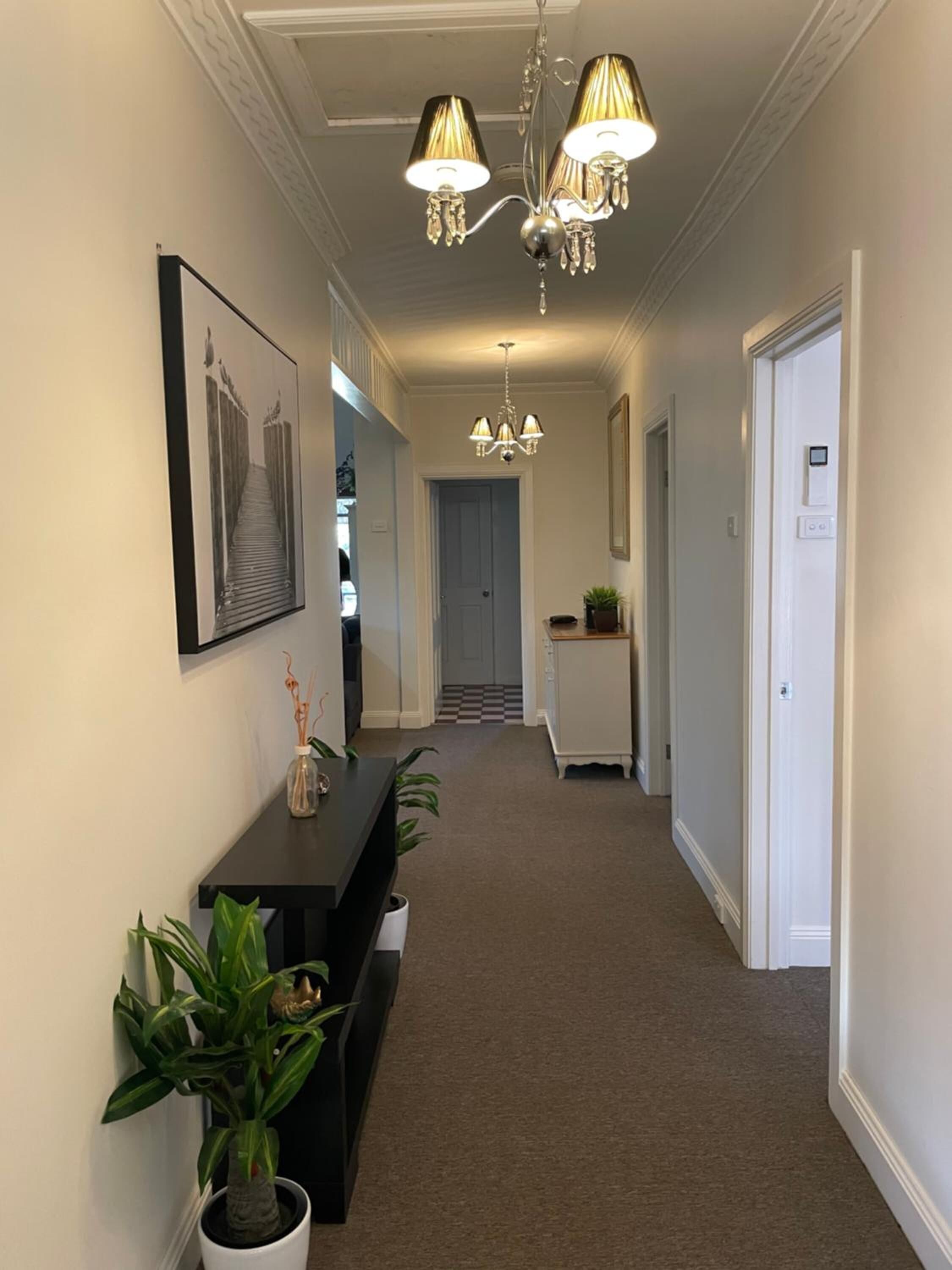 المنشأة من الداخل