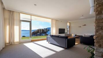 Four Bedroom House | Bed sheets