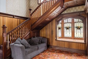 하우스, 침실 5개 (Two Storey) | 침대 시트