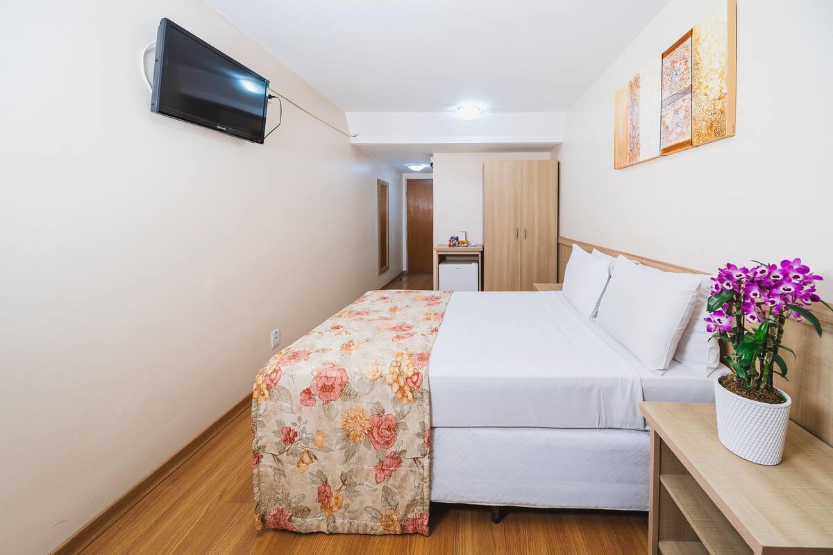 Minibar, in-room safe, individually decorated, desk