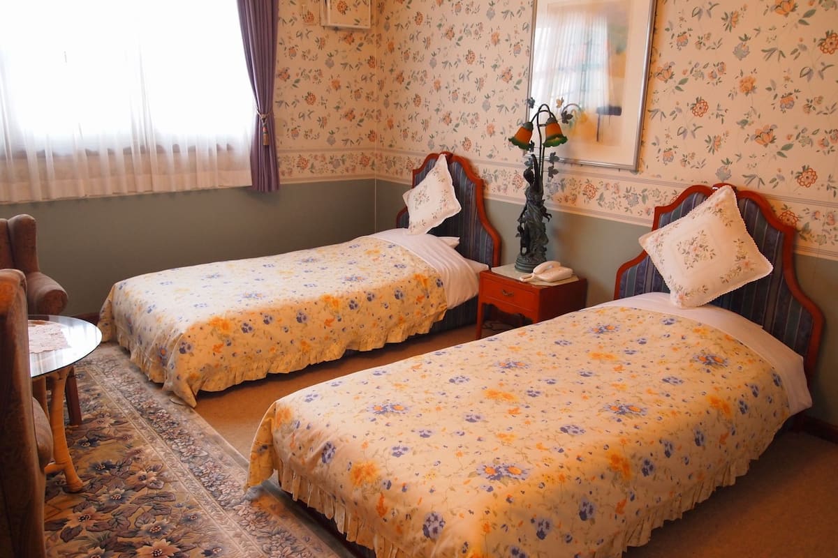 Chambre Standard avec lits jumeaux, 1 lit une place, non-fumeur