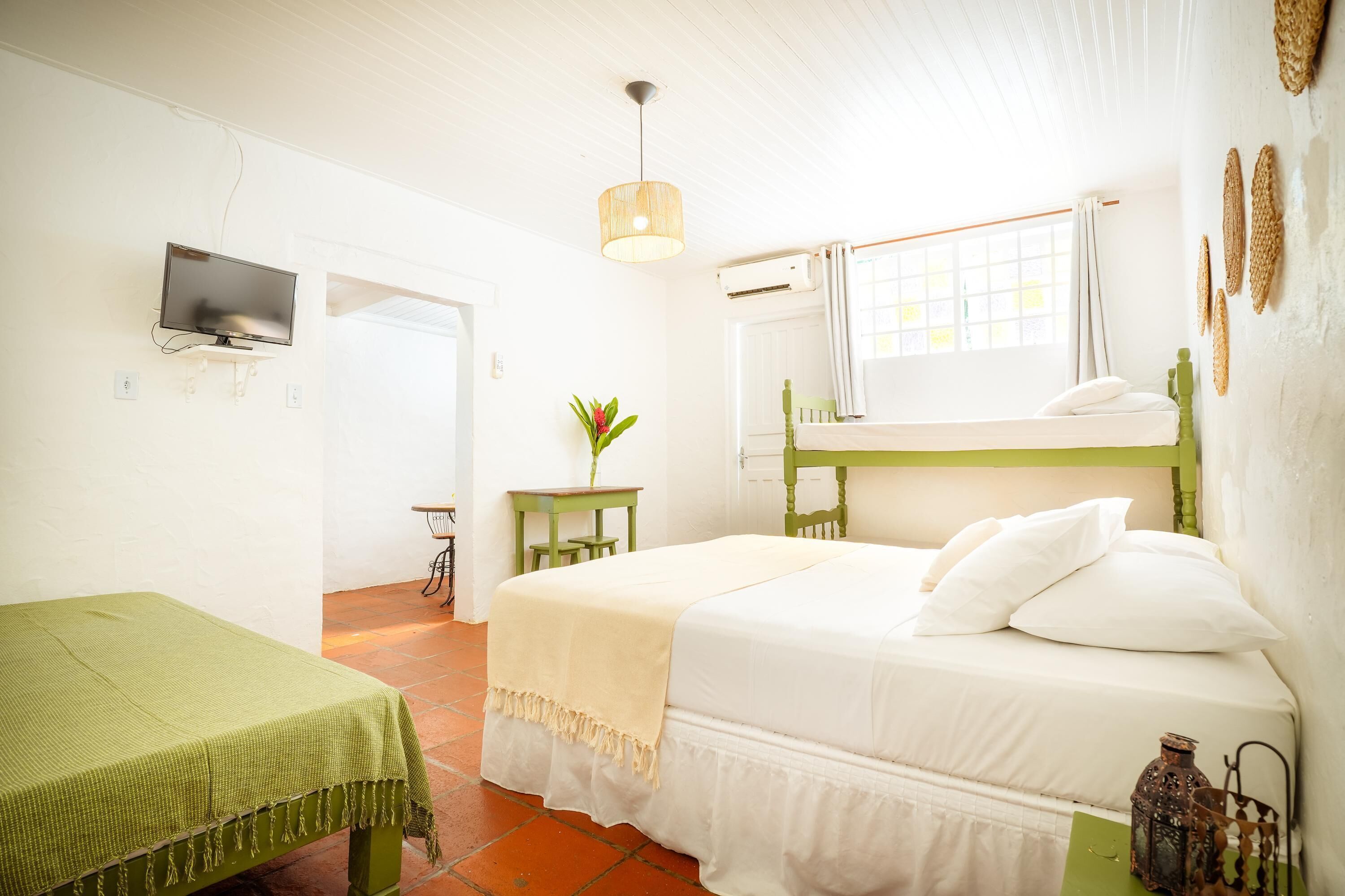 Minibar, in-room safe, soundproofing, free WiFi