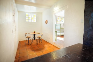 Family Suite (Bromélias) | Dining room