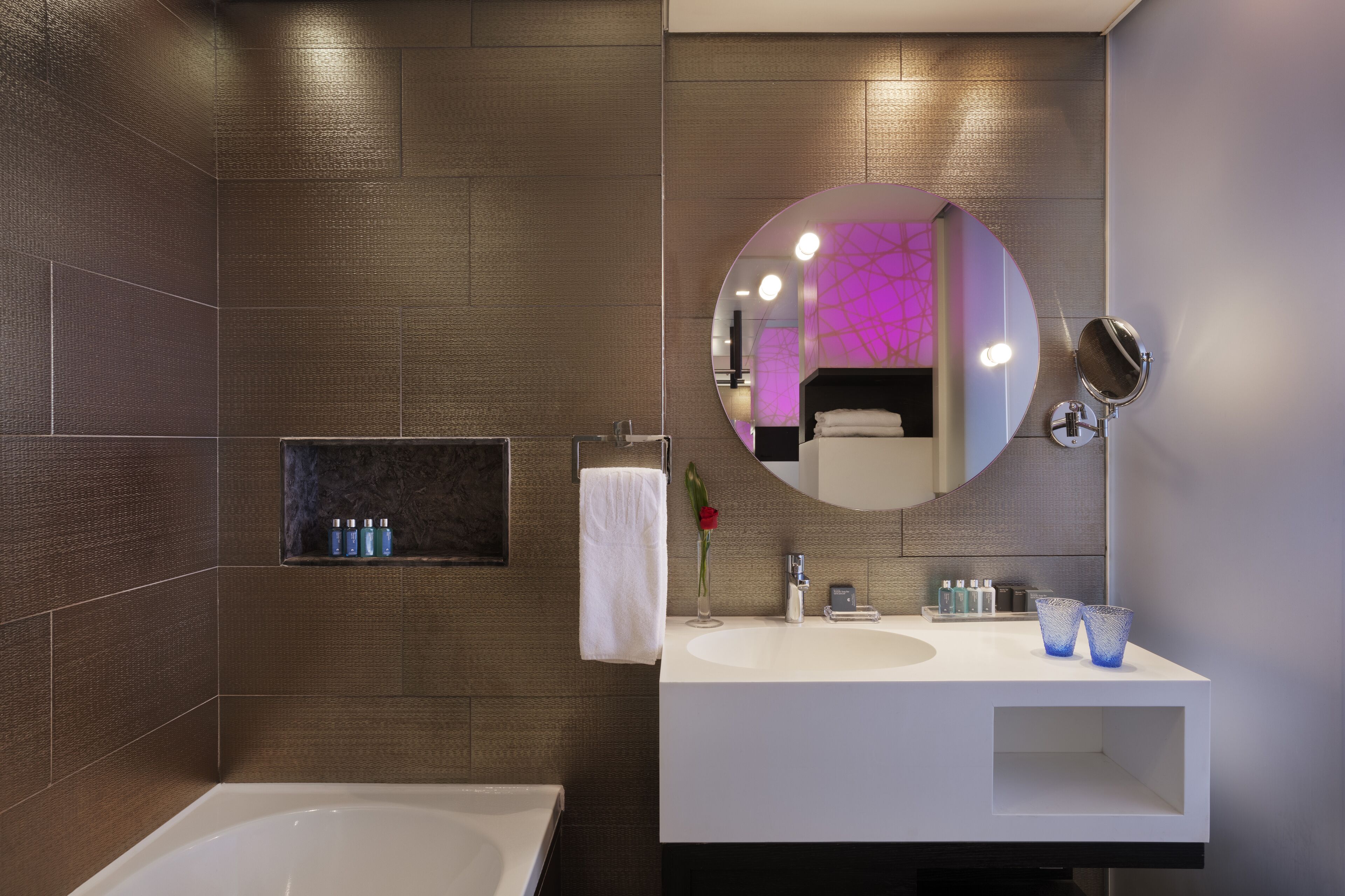 bellavista room | bathroom | free toiletries, hair dryer, bathrobes, slippers