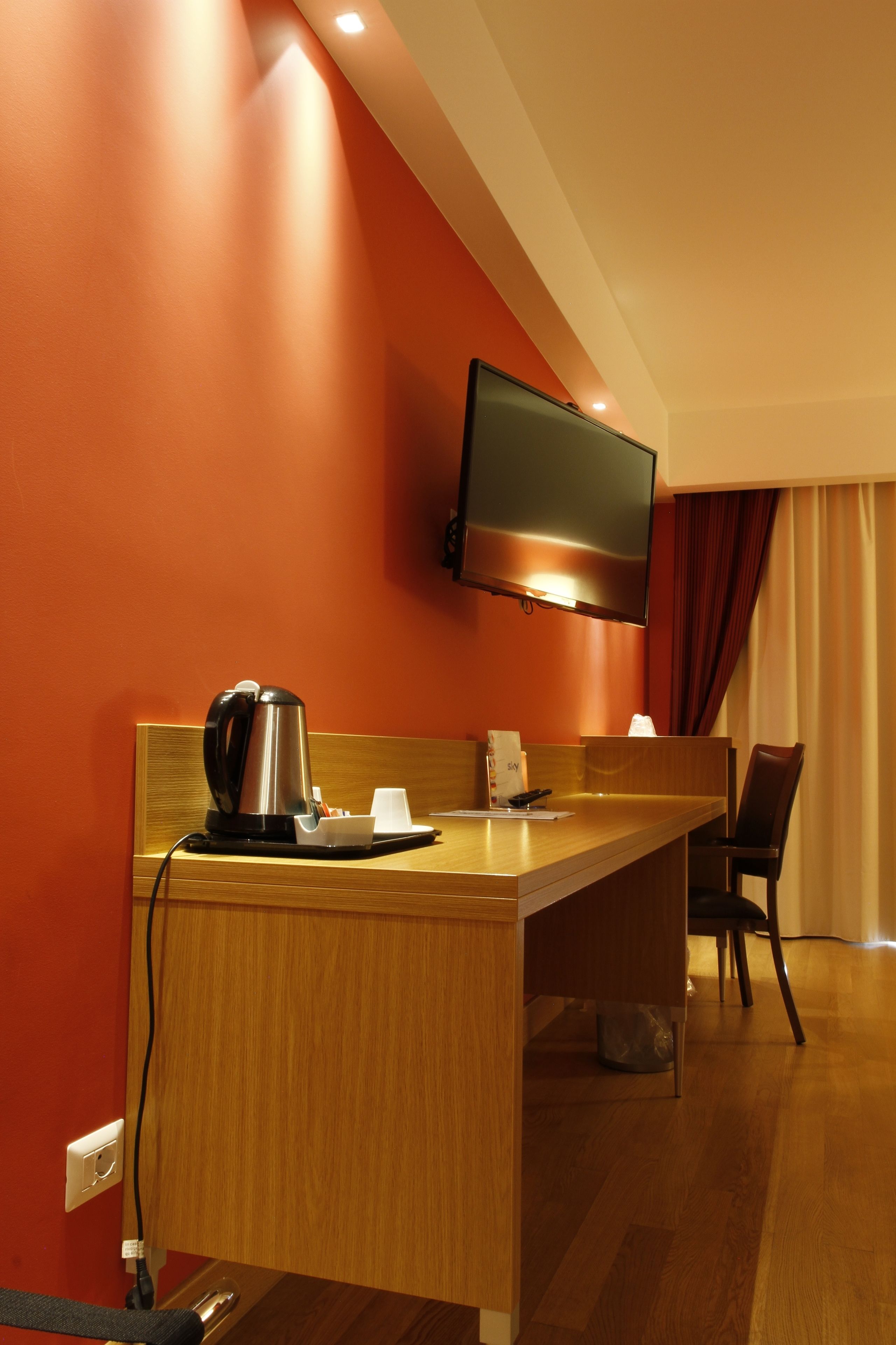 superior double room, 1 double or 2 single beds, balcony (free airport shuttle) | room amenity