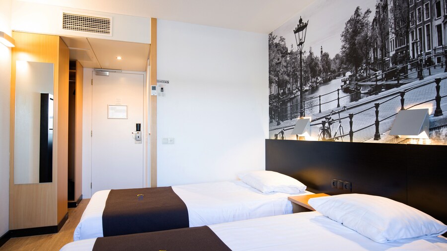 Bastion Hotel Amsterdam Airport