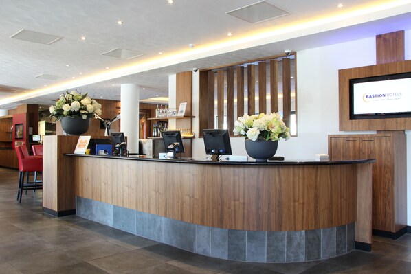 Reception - Bastion Hotel Amsterdam Airport (Hoofddorp)