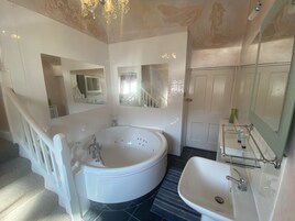 套房 | 熨斗/熨板、免费 WiFi、床单