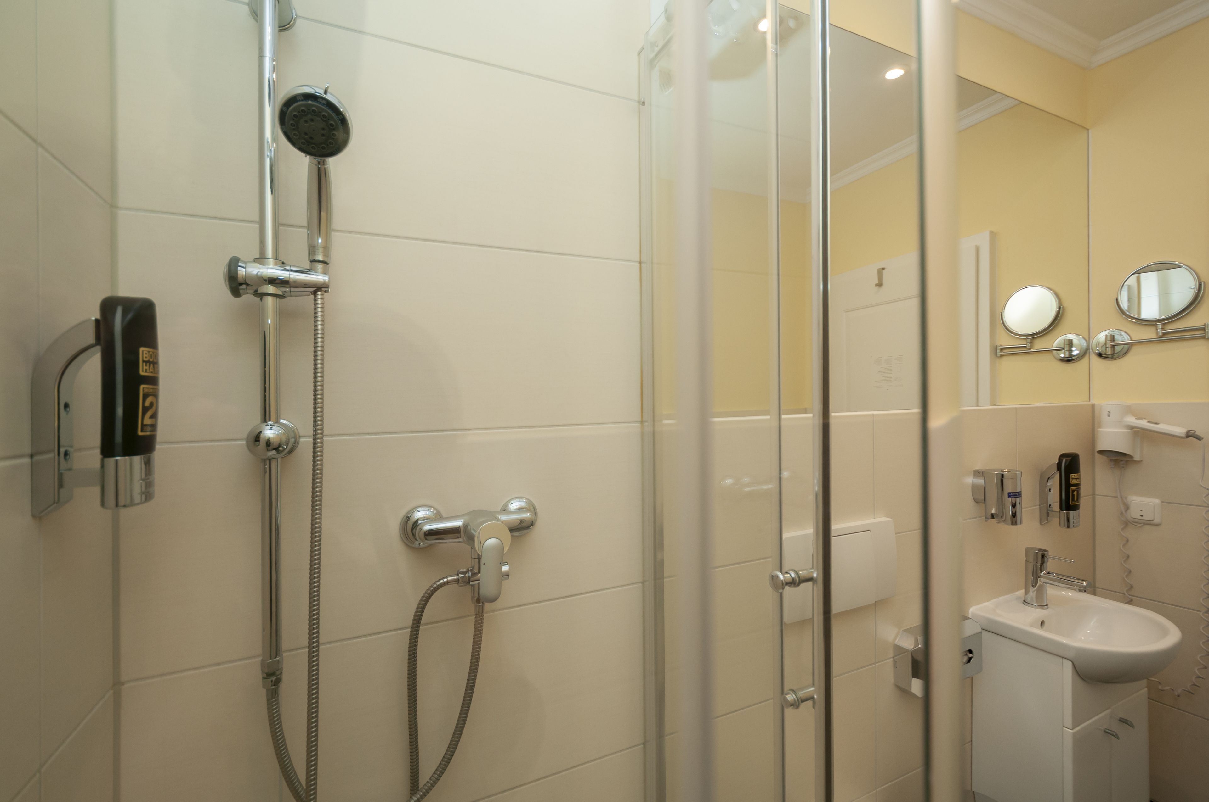 Foto - Hotel Grüne Tanne