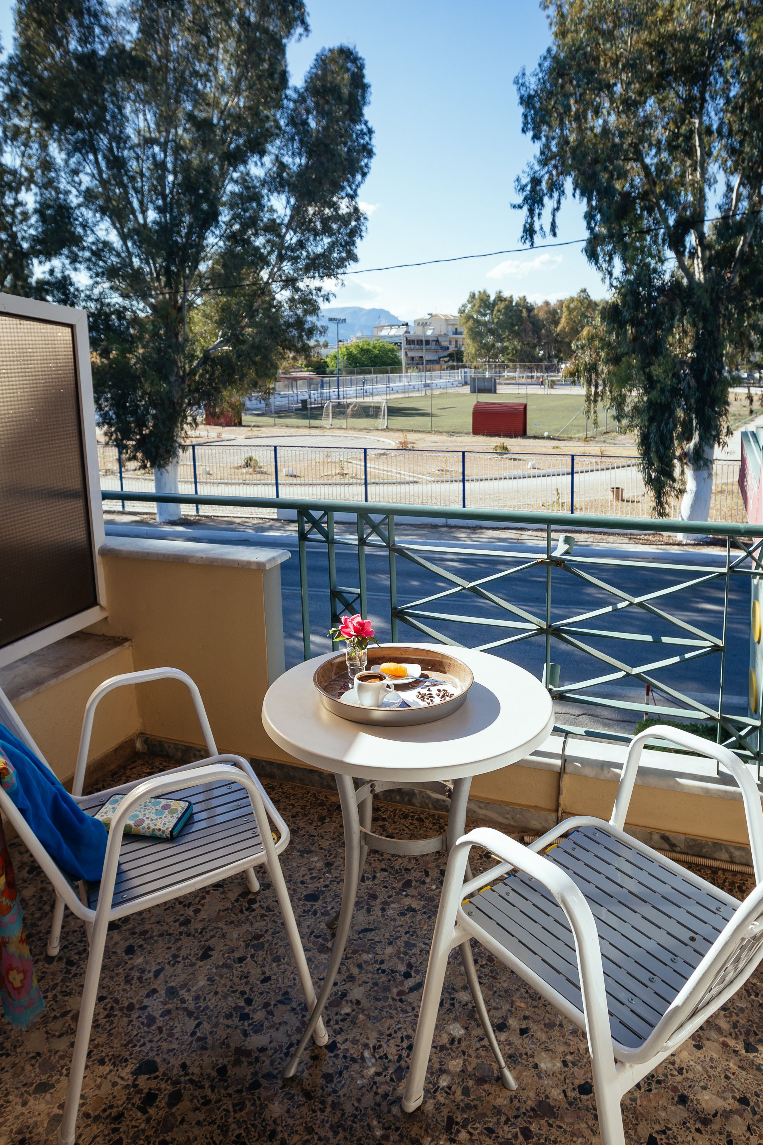 1 bedroom, in-room safe, soundproofing, free cribs/infant beds