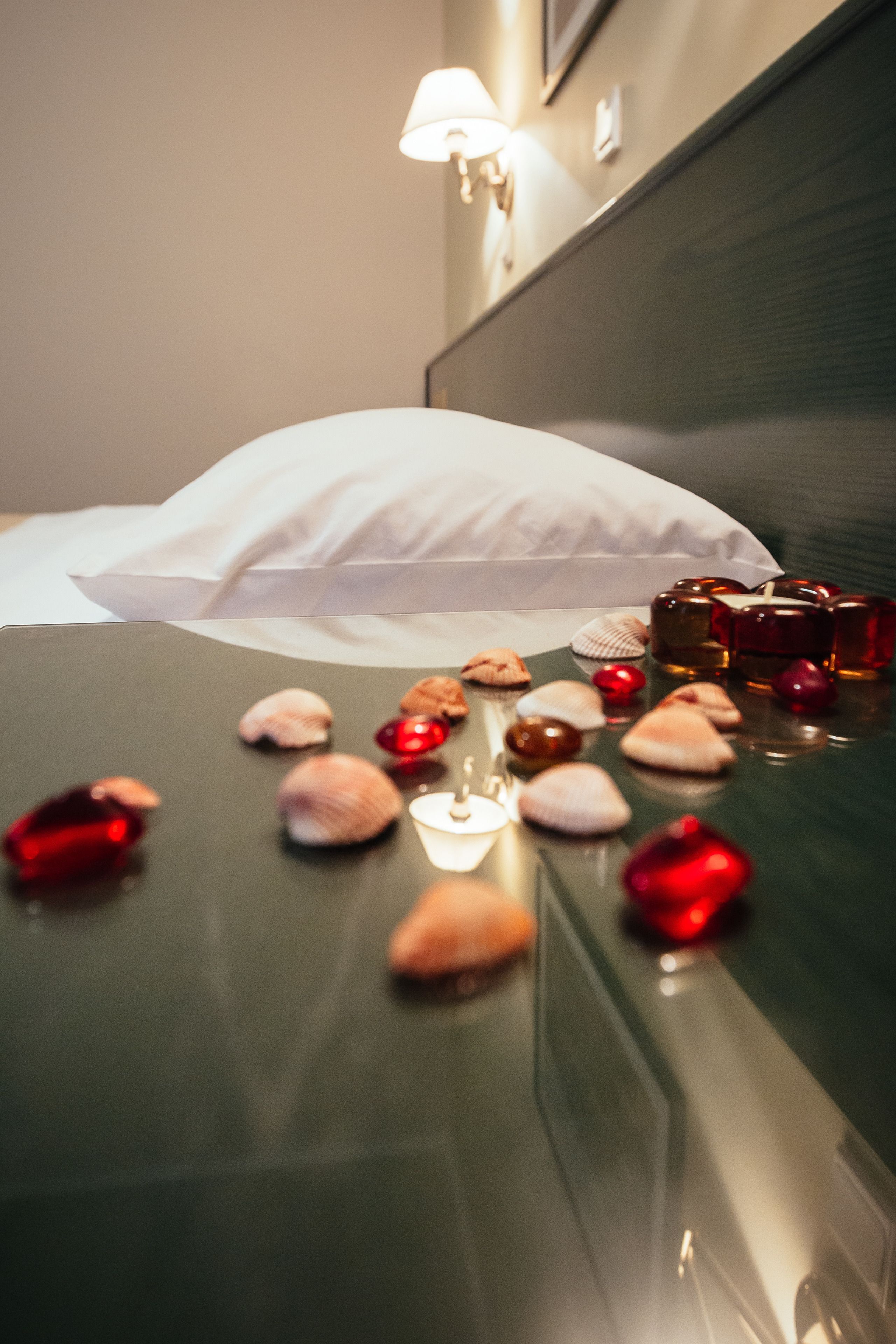 1 bedroom, in-room safe, soundproofing, free cots/infant beds