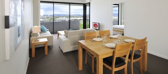 Apartments G60 Gladstone by Metro Hotels
