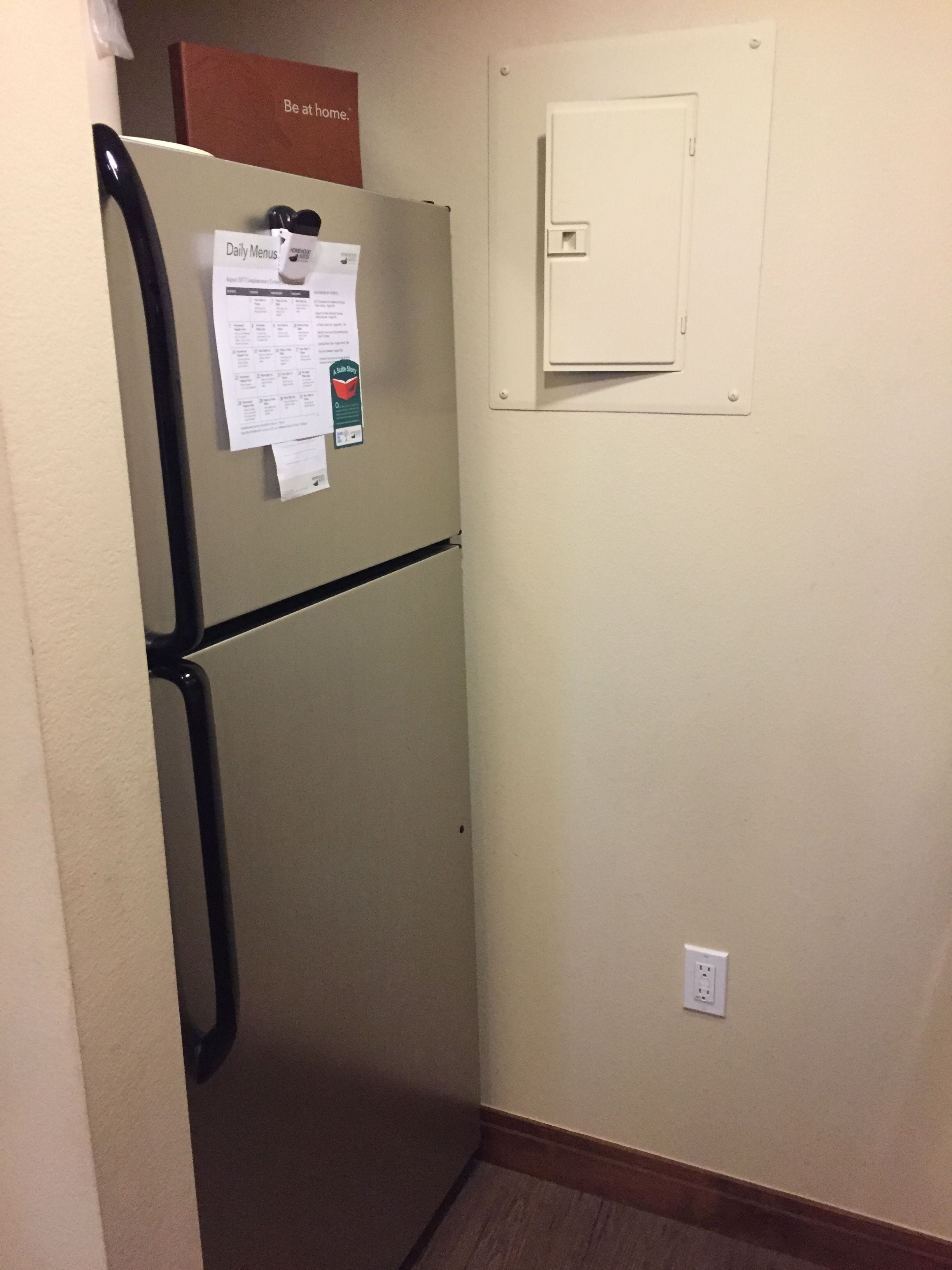 full-sized fridge, microwave, oven, stovetop