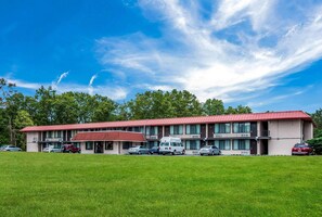 View from property - Rodeway Inn Williamstown (Hammonton)