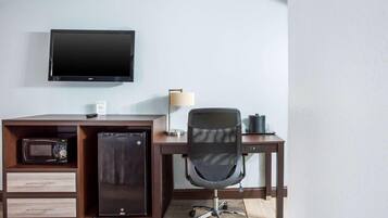 Desk, iron/ironing board, free WiFi, bed sheets