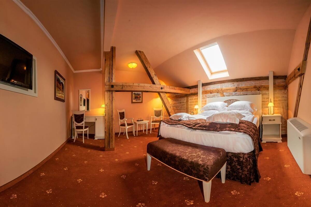 1 bedroom, minibar, in-room safe, individually decorated