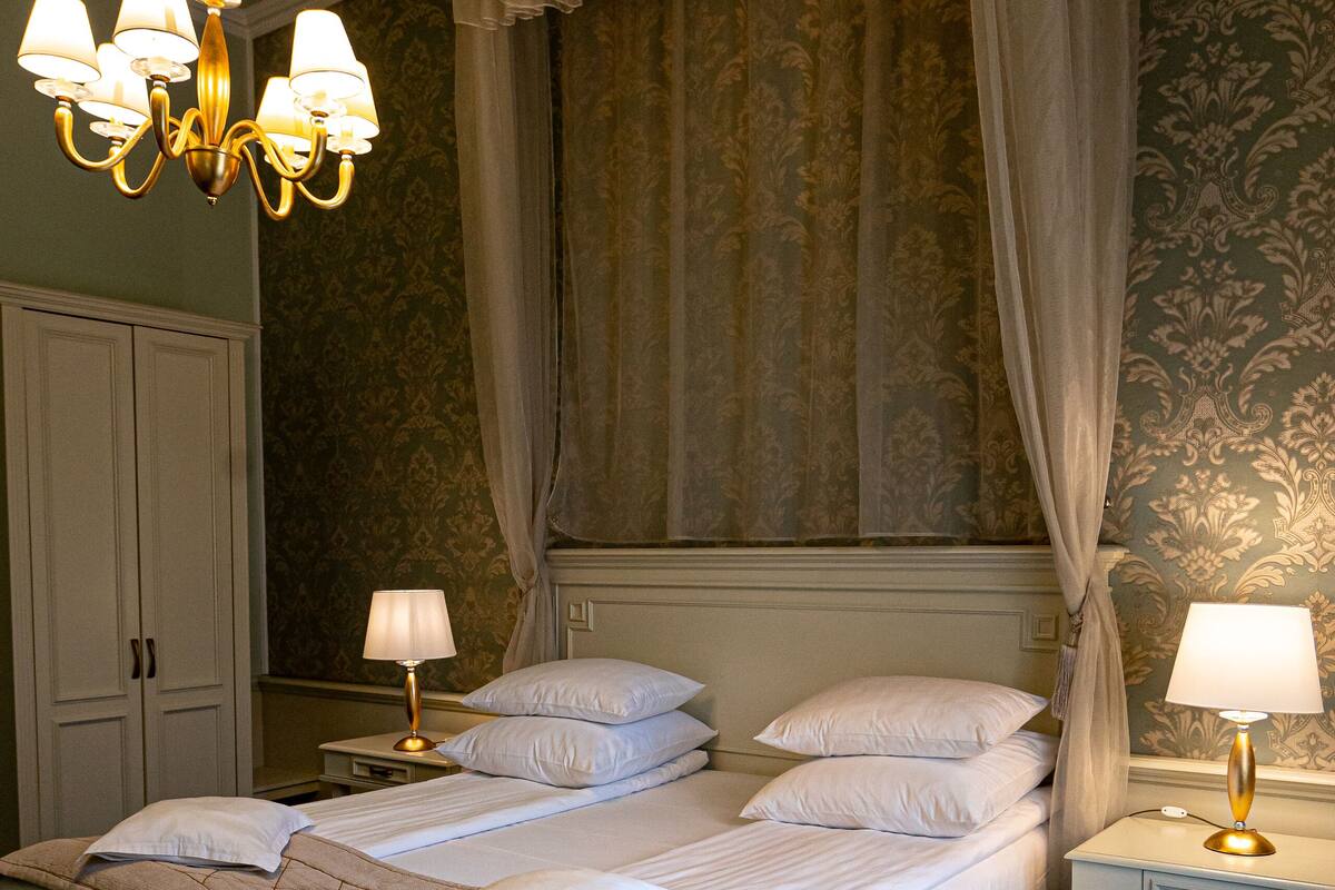 Presidential Suite with Citadel View | Minibar, safe på rommet, skrivebord og lydisolert