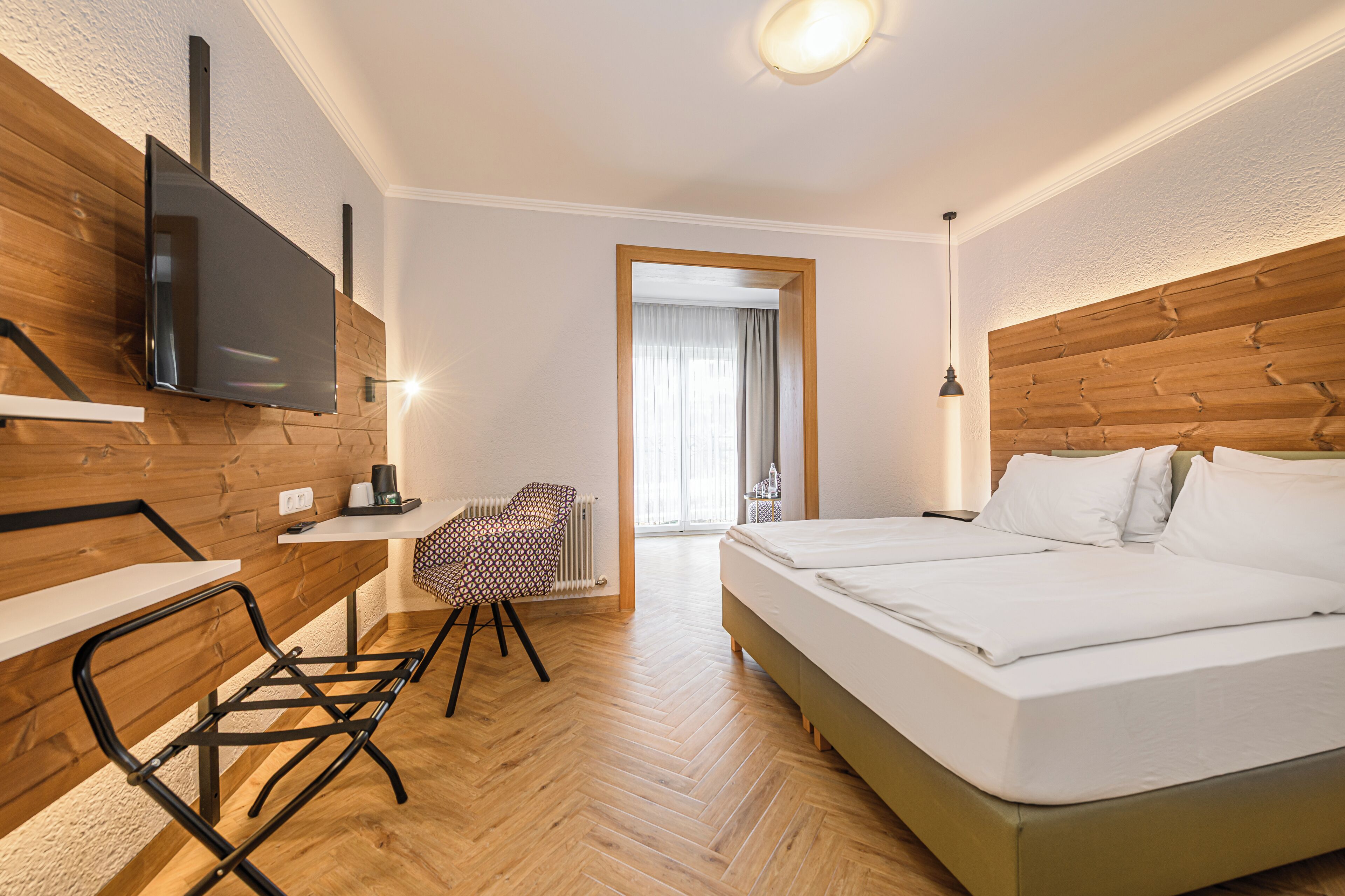 Phòng dành cho gia đình | Bộ đồ giường cao cấp, két bảo mật tại phòng 