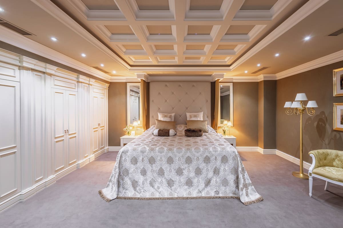 Presidential Room | 1 bedroom, minibar, in-room safe, individually decorated