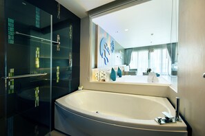 Quarto grand, sacada | Banheira de imersão