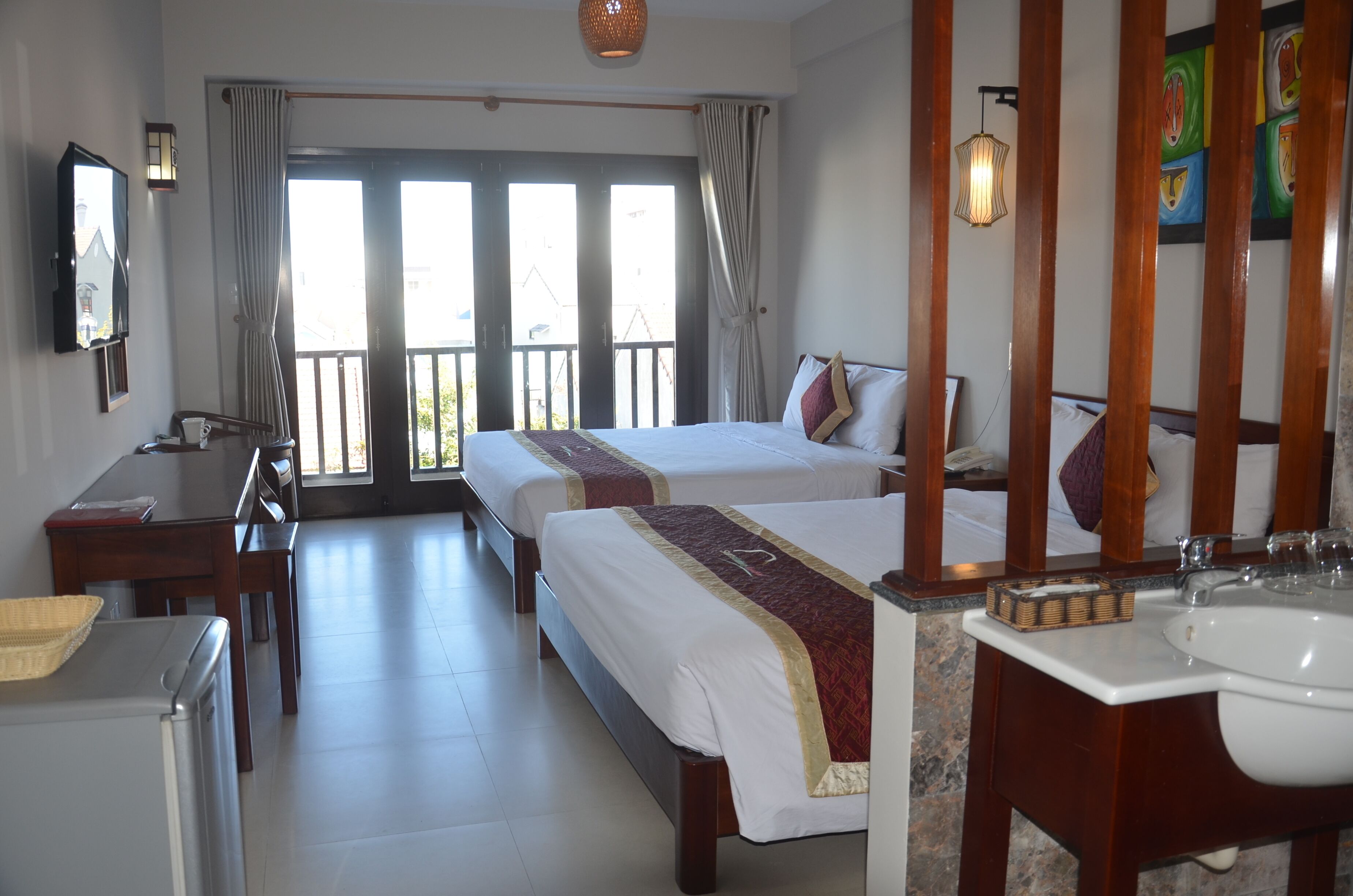 deluxe quadruple room, balcony | egyptian cotton sheets, premium bedding, memory-foam beds