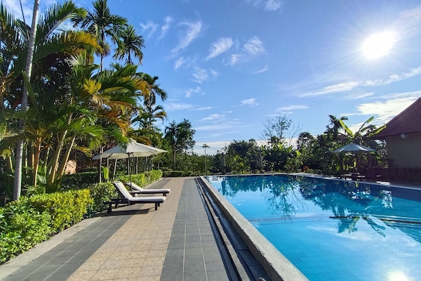 Outdoor pool, pool loungers