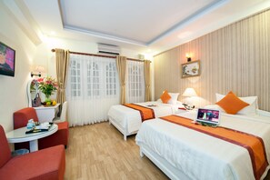 Phòng Deluxe, quang cảnh hồ bơi | Quang cảnh từ phòng