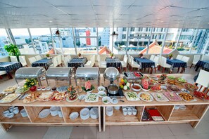 Bữa sáng buffet