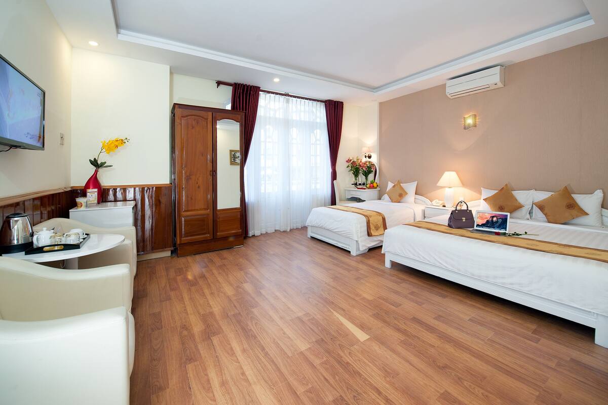 Family Suite, City View | Minibar, in-room safe, rollaway beds (surcharge), WiFi (free)