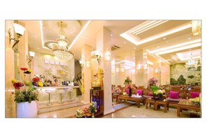 View from property - Tien Thinh Hotel (Da Nang)