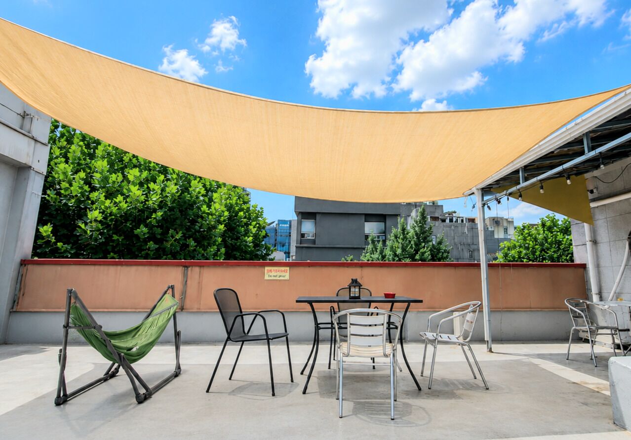 1. Mini Single Room | Terrace/patio