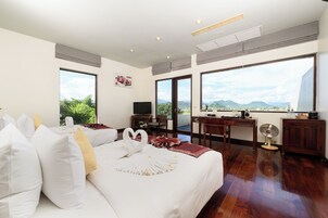 Terrace Twin Room | มินิบาร์, ตู้นิรภัยในห้องพัก, ห้องพักตกแต่งอย่างมีเอกลักษณ์, โต๊ะทำงาน