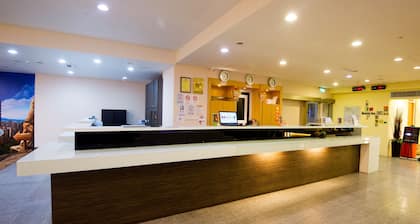 Ximen Holiday Fun Hotel