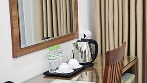 Family Room, Balcony | Desk, laptop workspace, free WiFi, bed sheets - Especen Hotel (Hanoi)
