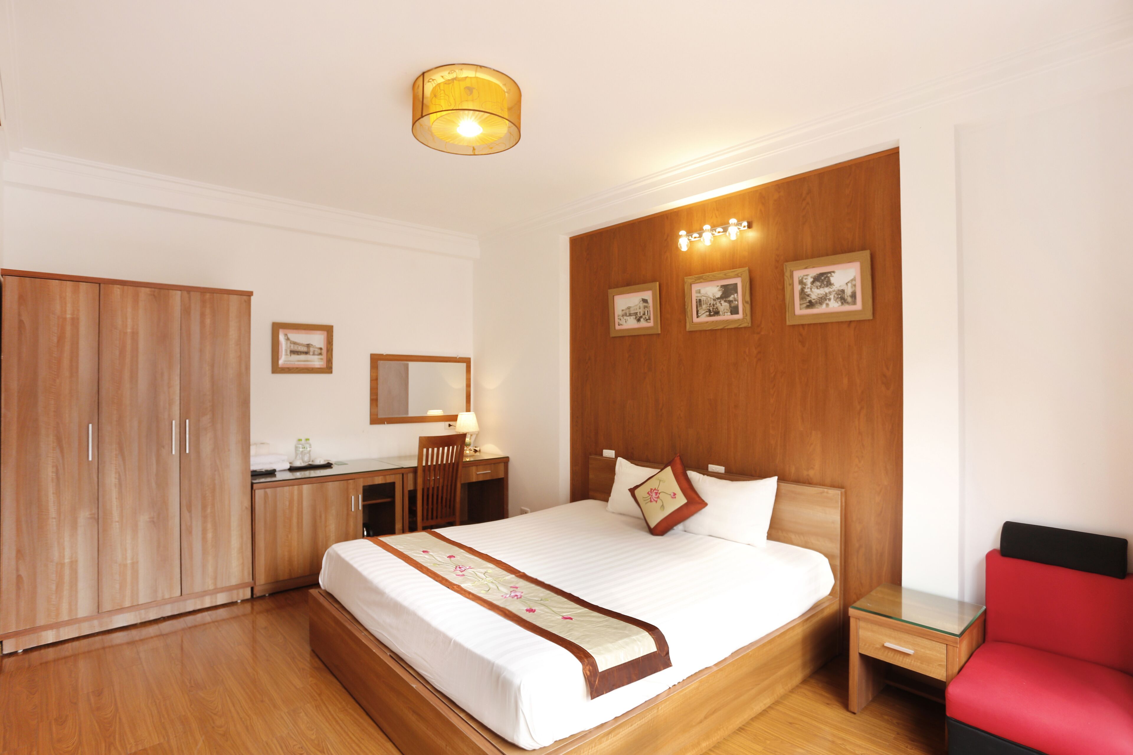 double room, 1 double bed, city view | 1 bedroom, desk, laptop workspace, free wifi