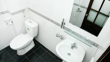Family Room, Balcony | Bathroom | Shower, rainfall showerhead, free toiletries, hair dryer