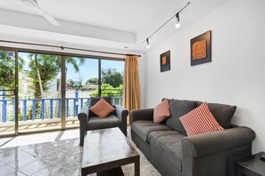 Televisión de pantalla plana 