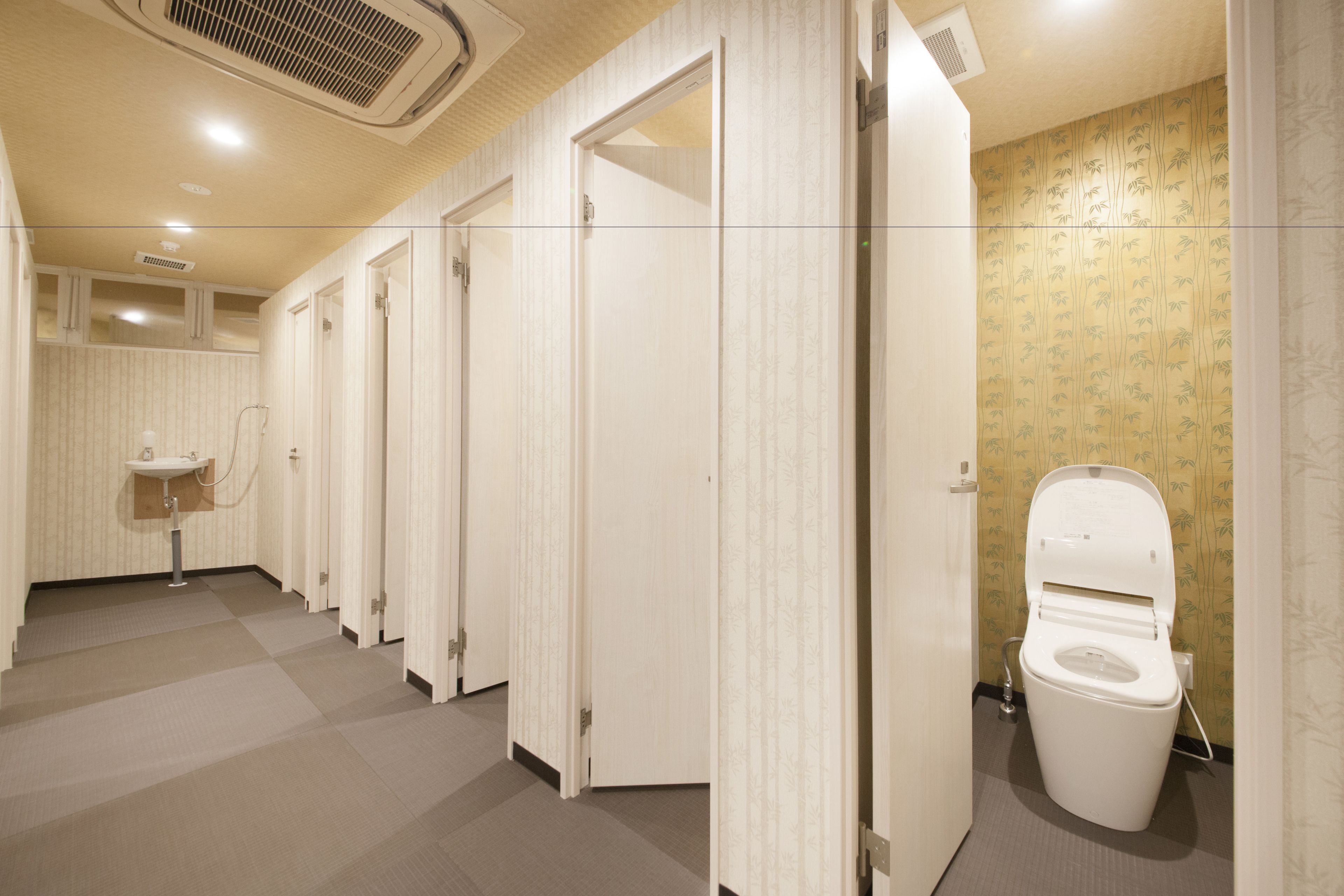 Foto - Ueno Station Hostel Oriental 1 Male Only