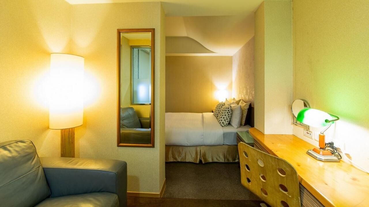 down duvets, in-room safe, blackout curtains, free wifi