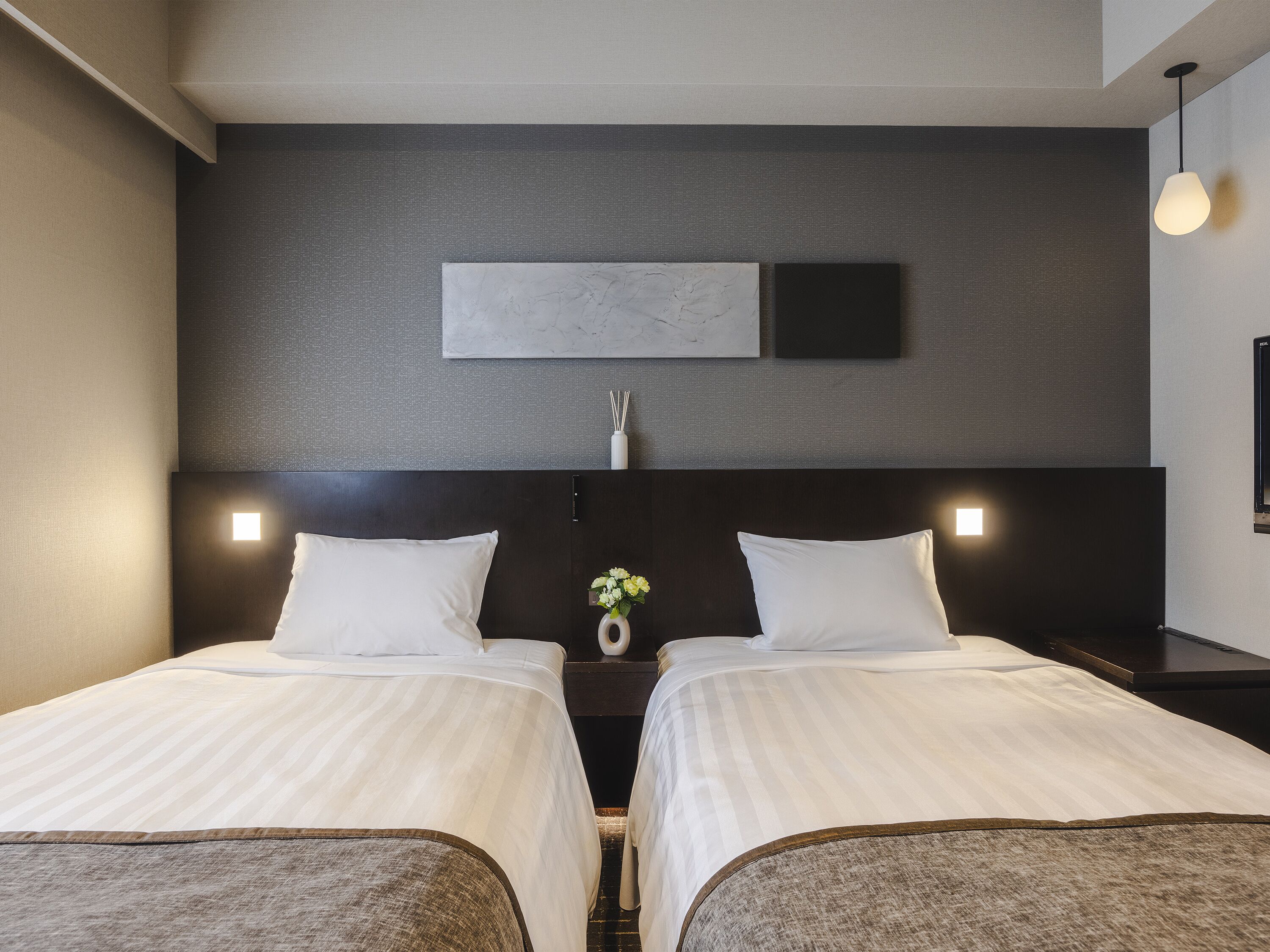 casual twin room, non smoking (18sqm) | down duvets, in-room safe, blackout curtains, soundproofing