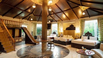 Family Room | Premium bedding, in-room safe, free wired Internet, bed sheets