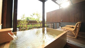 Tradisjonelt rom (Open Air Bath, Meal at Private Room) | Bad