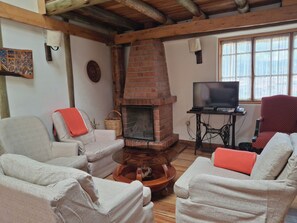 Appartement (5 Pax) | Aire de séjour | Téléviseur à écran plat