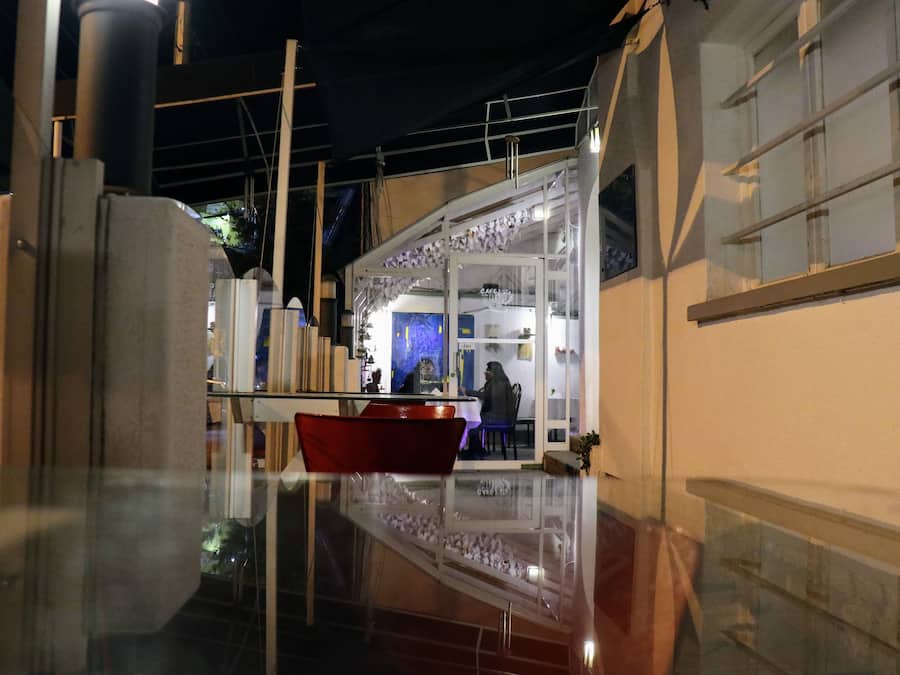 Café da manhã e almoço, culinária internacional